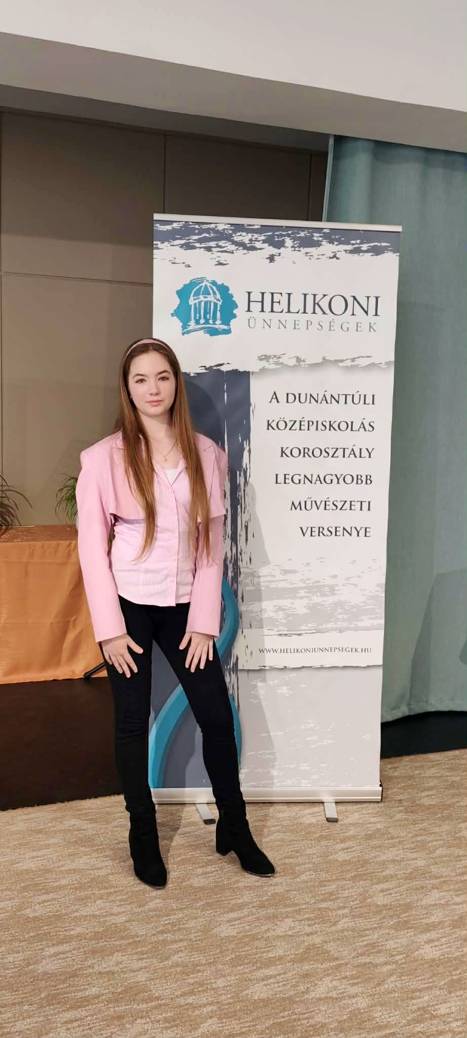 P M Helikon